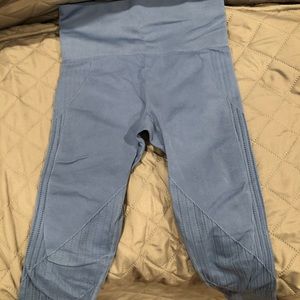 11 pair of gently used leggings